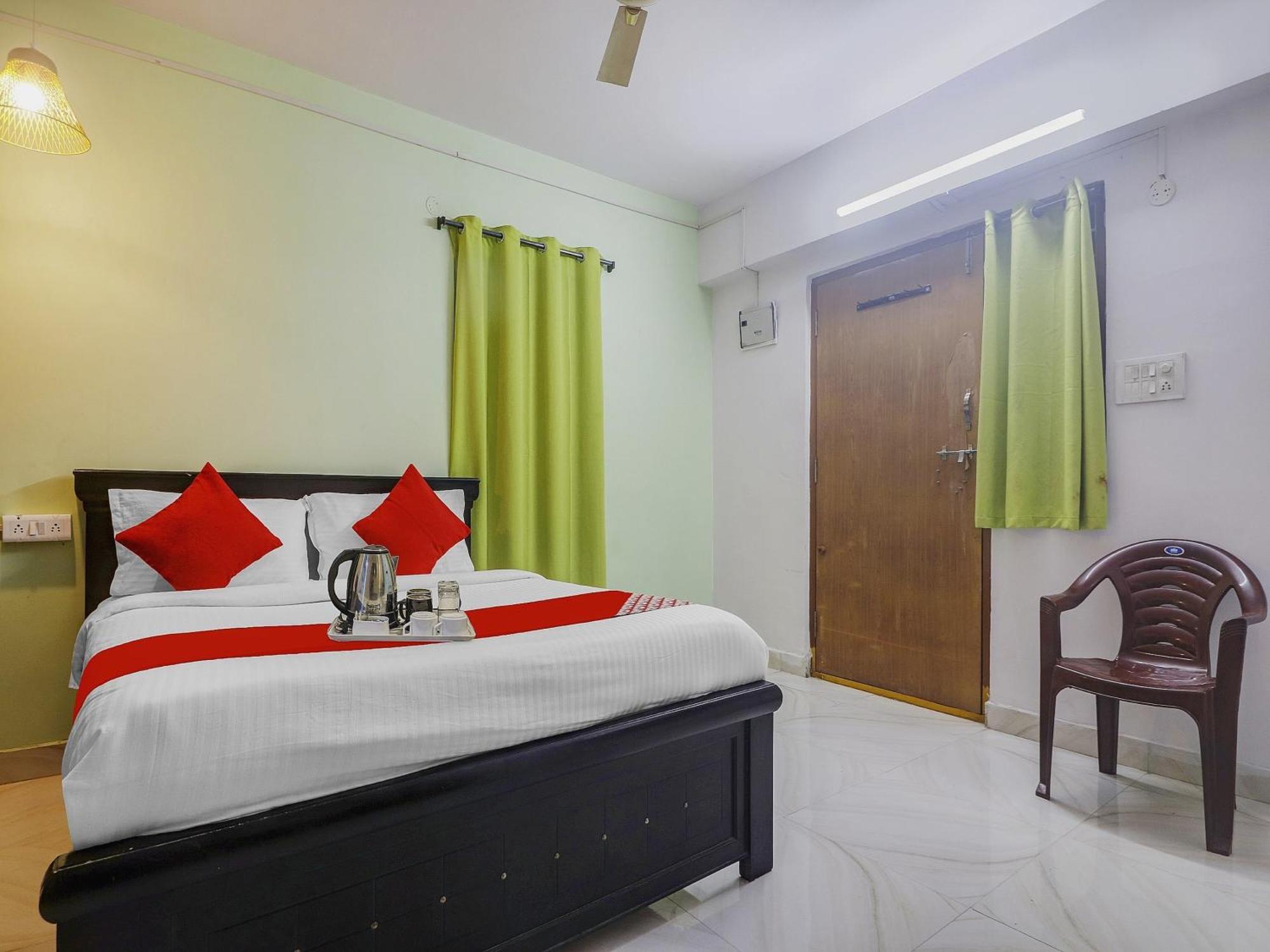 Hotel O Broholic Hotels Near Botanical Garden Hyderabad Exterior foto